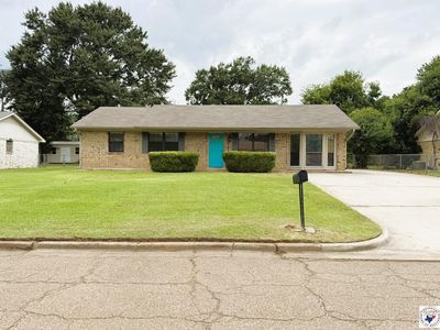 4809 Parkland Dr