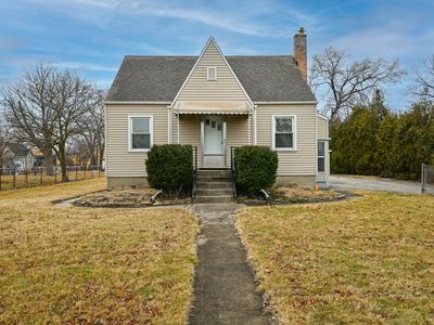 2316 N Hawthorne Ave