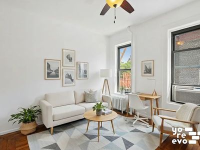 227 W 11th St #5C