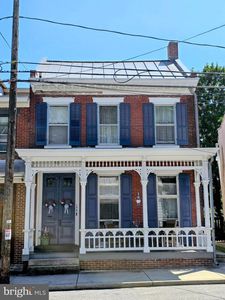 156 W South St