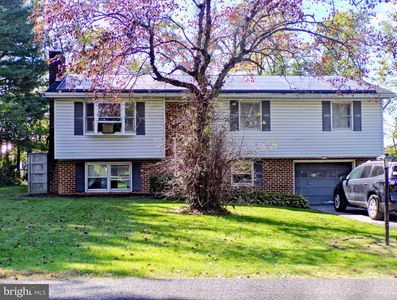 21 Clover Ln