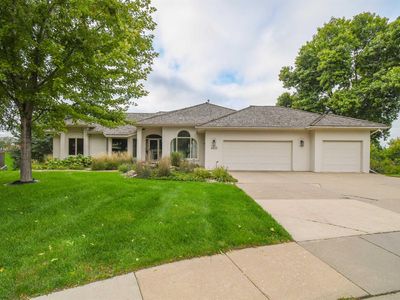 4805 S Caraway Cir