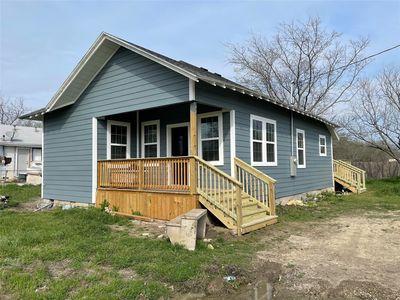 609 McKenzie Ave