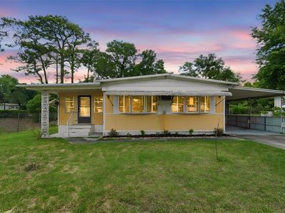 4128 Woodland Cir
