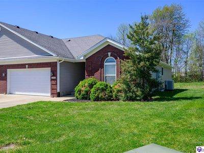 194 Applewood Ln