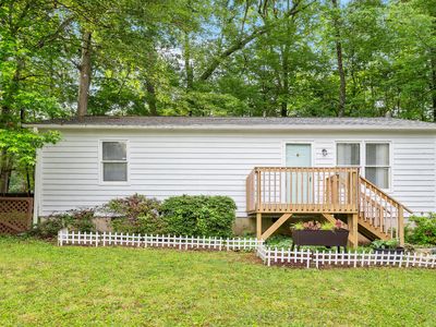 2612 Wade Hampton Rd