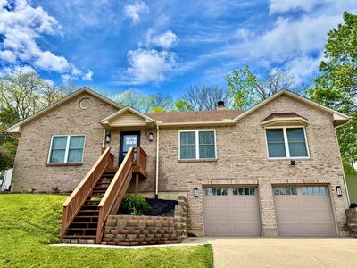 1370 Maple Leaf Ct