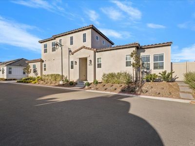 1709 Avenida Tealing