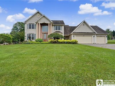 990 Briarwood Dr