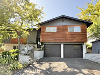 132 Mountain View Blvd