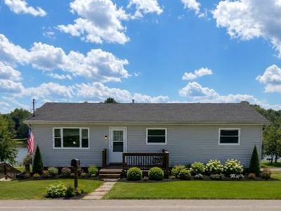 706 Lakeview Dr