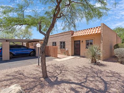 677 S Pantano Pkwy