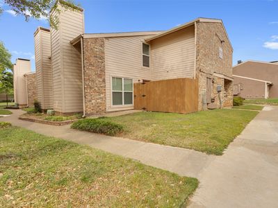 5516 Boca Raton Blvd APT 321