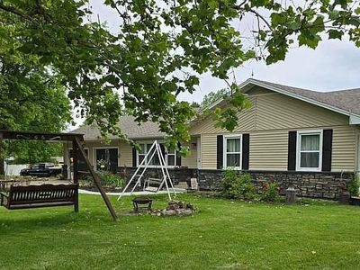 Property at 668 N Lindell Blvd, Memphis, MO