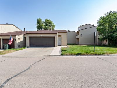 1039 Santee Dr