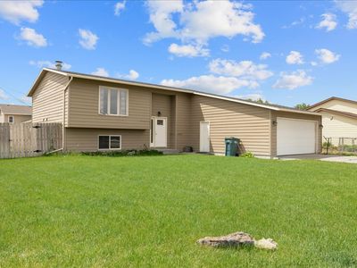 2904 Georgina Dr