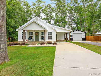 Property at 790 Dixie Rd, Slocomb, AL