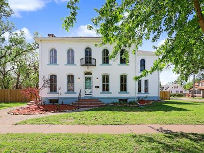 Property at 303 E 5th St, Newton, KS