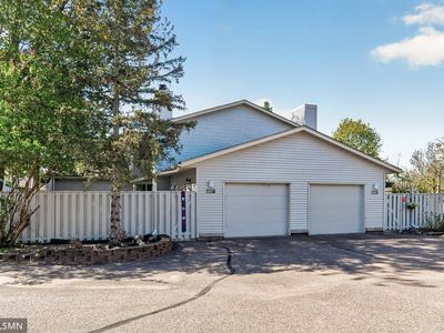 897 Monterey Dr
