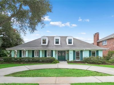 4400 Elmwood Pkwy