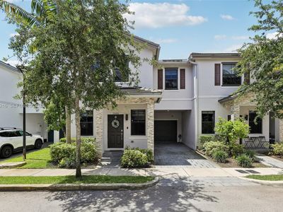1526 SW 29th St