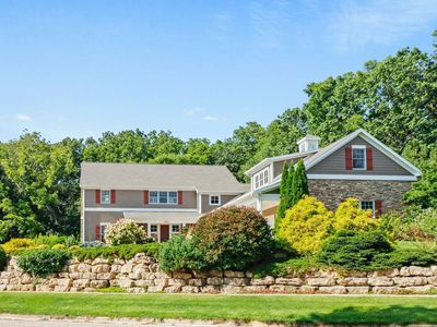 608 Bascom Hill Dr