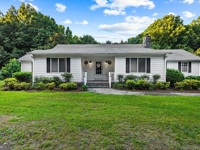 842 Twin Oaks Dr