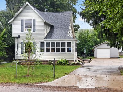 1391 Belleview Dr