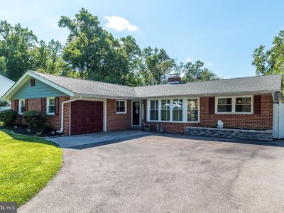 Property at 608 Oriole Ln, Dresher, PA