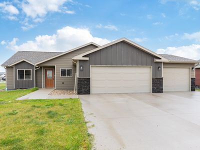 369 Spirit Dr