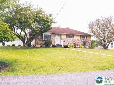 13 Craig Rd E