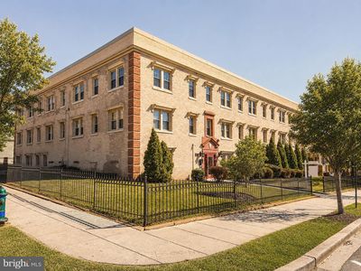 2625 3rd St NE APT 301