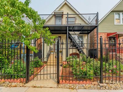 3005 S Pulaski Rd