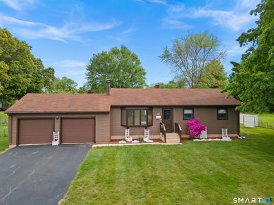 27 McIntosh Avenue