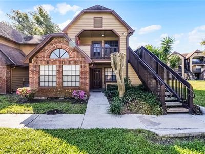 366 Waterside Dr UNIT 102