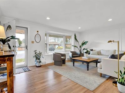 4262 E Fremont Place