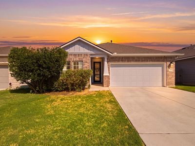 208 Winding Hollow Ln