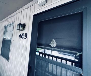1202 Hi Stirrup Unit 409