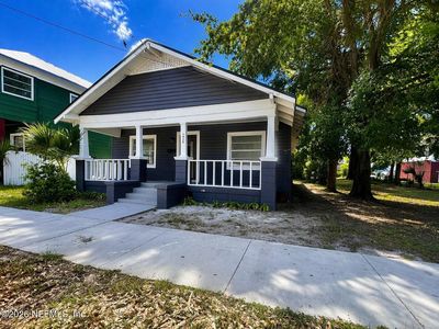 1438 VAN BUREN Street