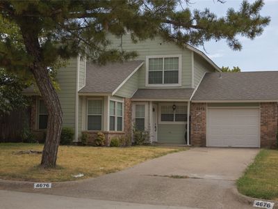 4676 Bracken Dr