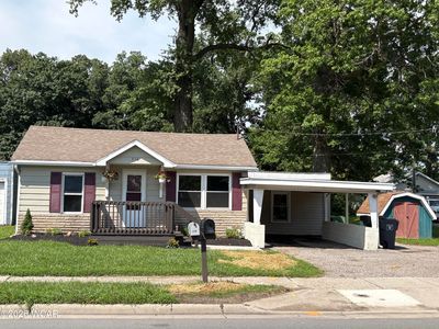 716 W Robb Ave