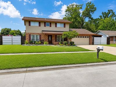 469 Hickory Dr