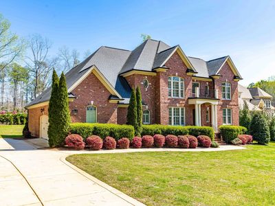 3908 Chaumont Dr