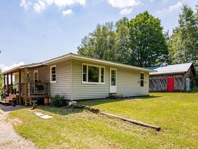 2592 Strandberg Rd