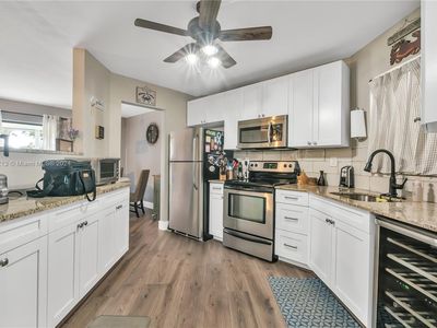 6655 W Broward Blvd APT 106