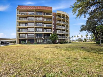 2900 Ashley Dr APT 405