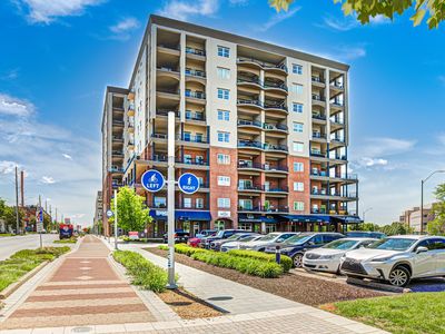 435 Virginia Ave Unit 302