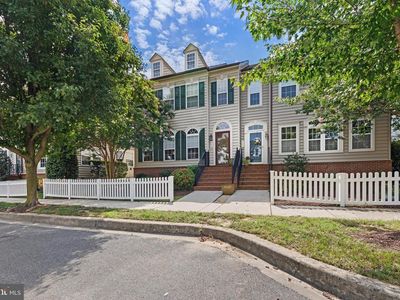 402 Village Center Blvd