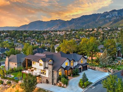 2373 E Bear Hills Cir