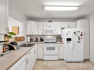 1020 Meridian Ave APT 715